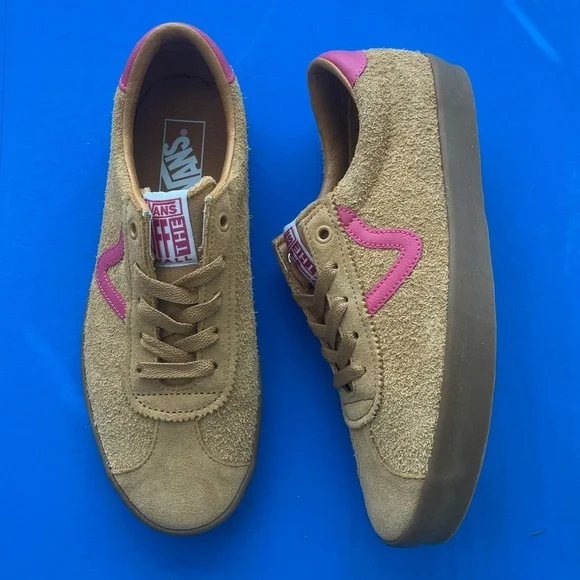 Vans
Sport low
Brand new - Picture 2 of 9